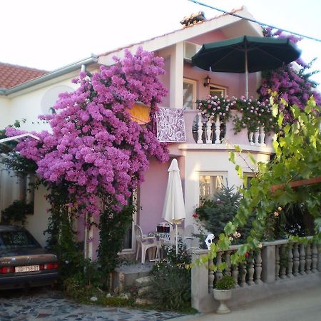 Apartments Nada بيبينيا المظهر الخارجي الصورة