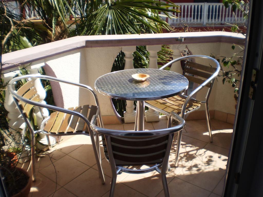 Apartments Nada بيبينيا الغرفة الصورة